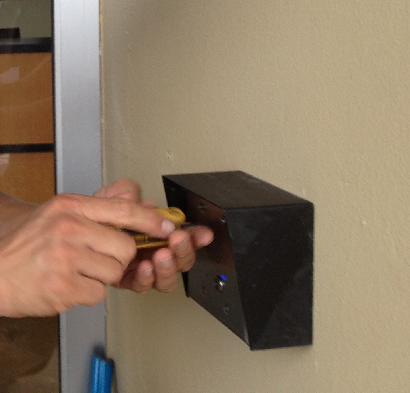 Access control reader installation